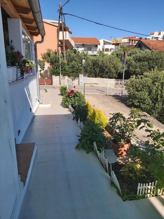 Apartments And Rooms With Parking Space Hvar - 13161 ฮวาร์ ภายนอก รูปภาพ