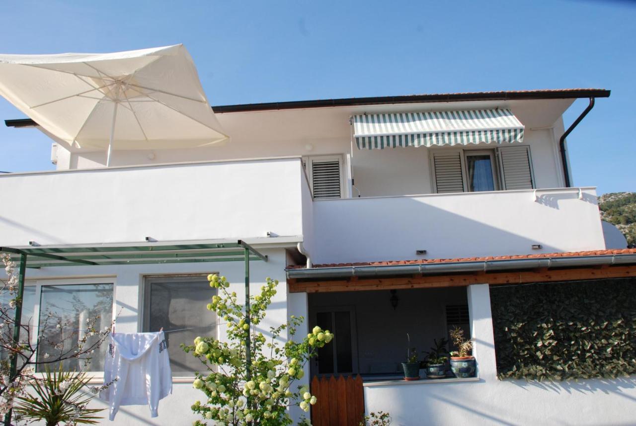 Apartments And Rooms With Parking Space Hvar - 13161 ฮวาร์ ภายนอก รูปภาพ